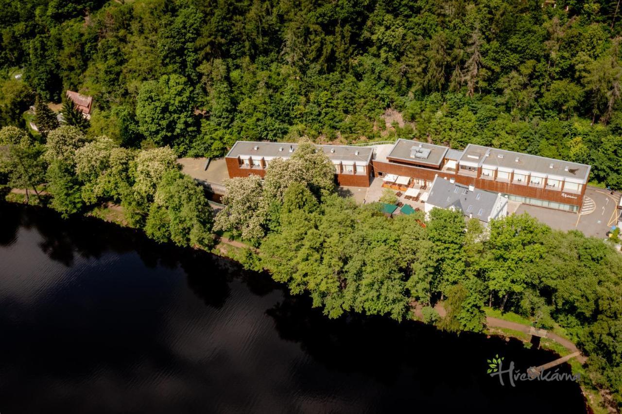 Restaurace A Pension Hrebikarna Хомутов Экстерьер фото